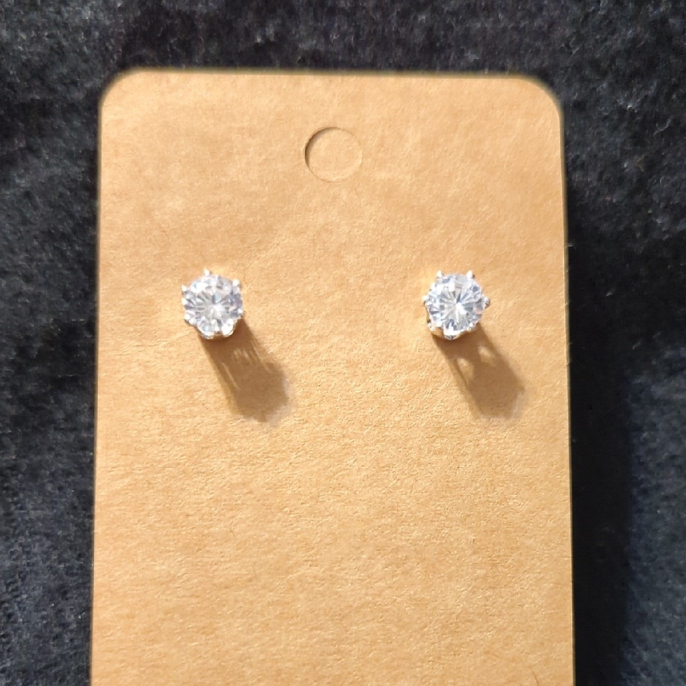 Silver Plated Clear Swarovski Crystal Dainty Delicate Stud Statement Earrings